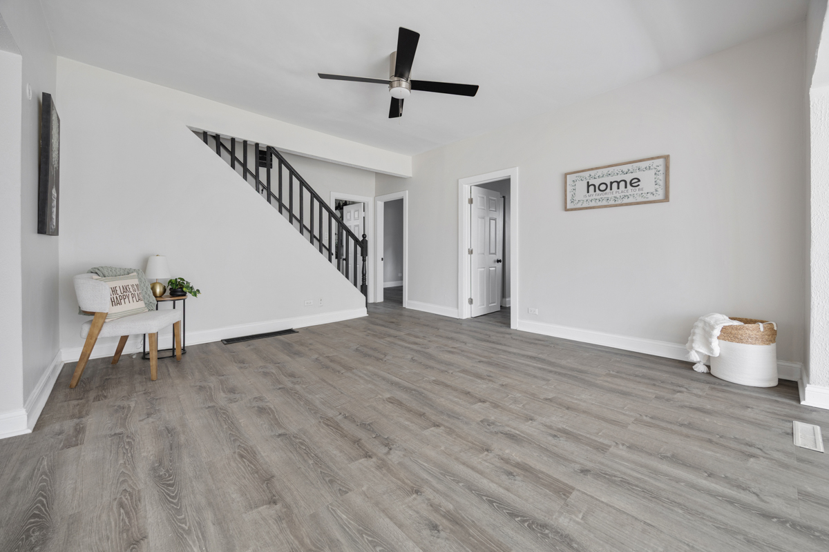 38169 N 3rd Avenue, Spring Grove, IL 60081