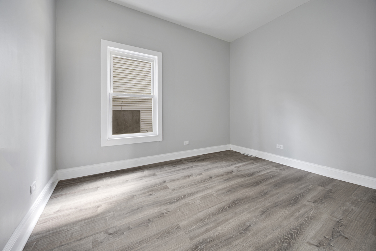 38169 N 3rd Avenue, Spring Grove, IL 60081