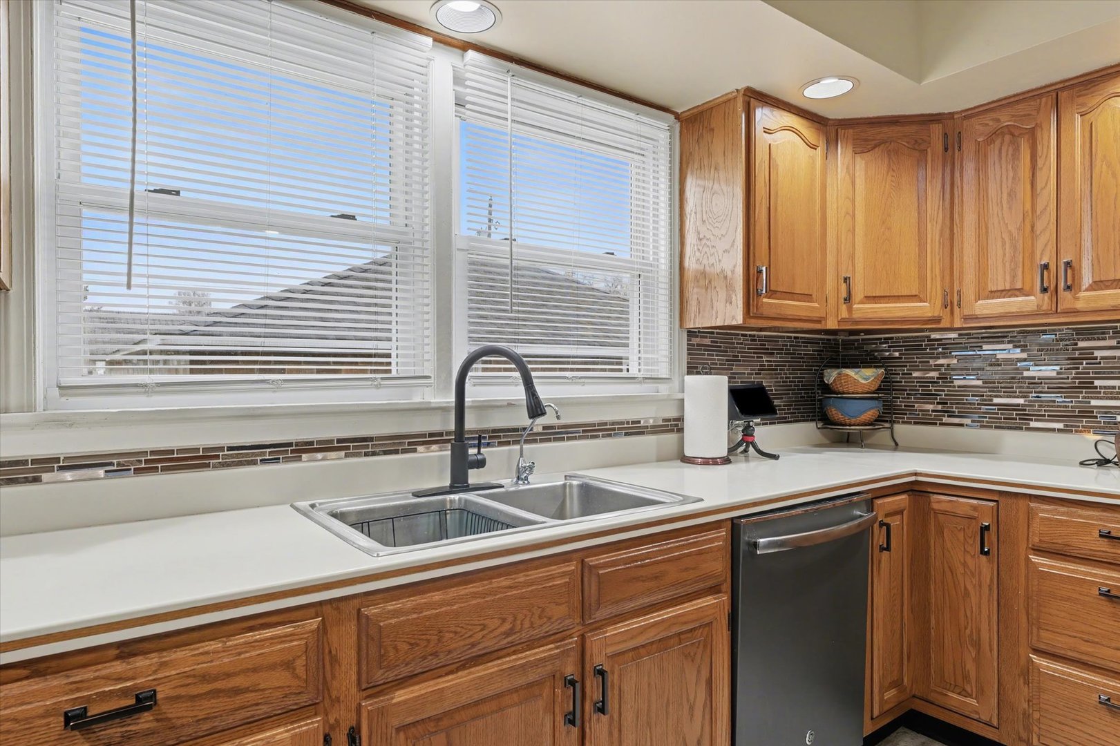 324 S Sangamon Avenue, Gibson City, IL 60936