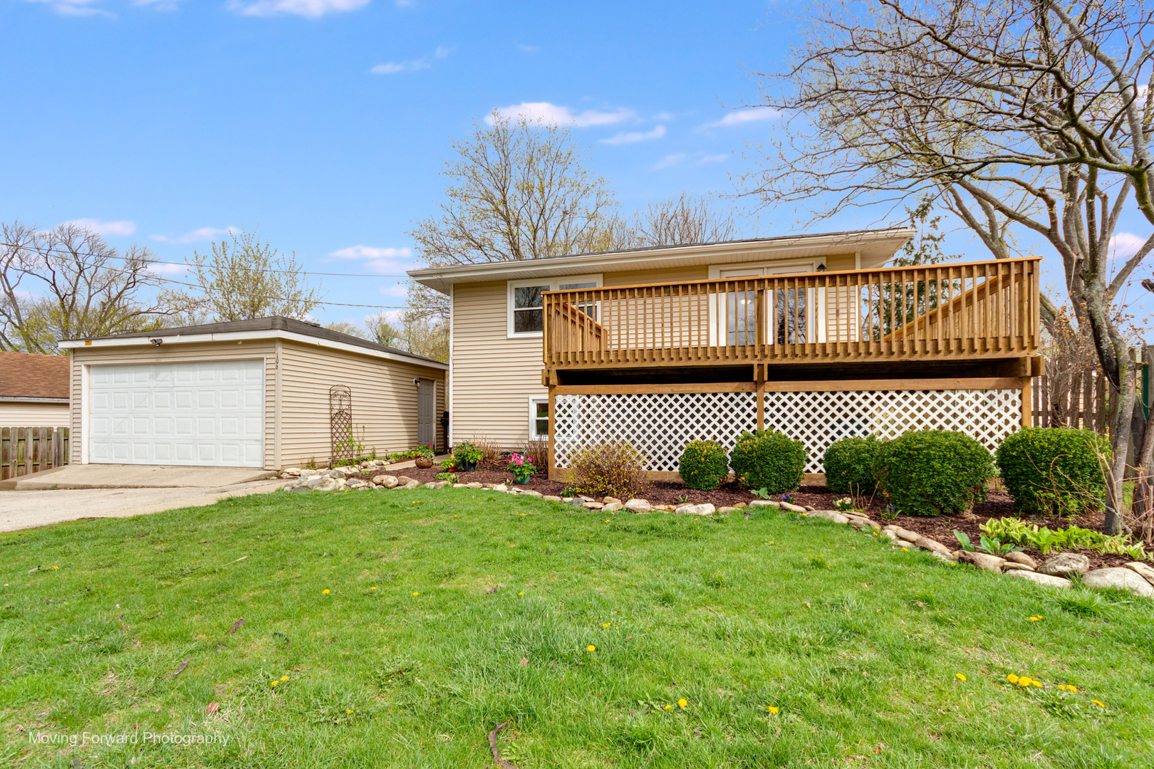 106 Crescent Road, Fox River Grove, IL 60021