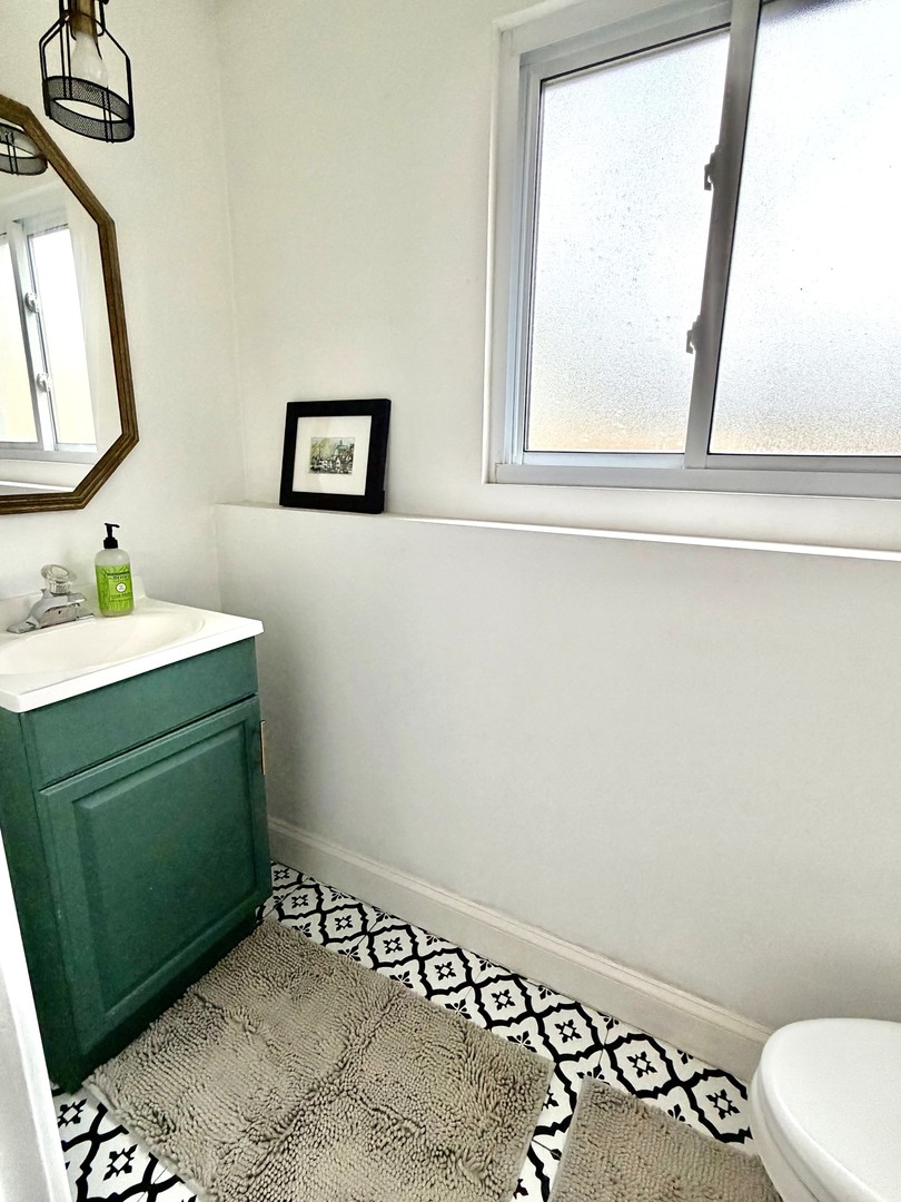 6418 Bradley Drive, Woodridge, IL 60517