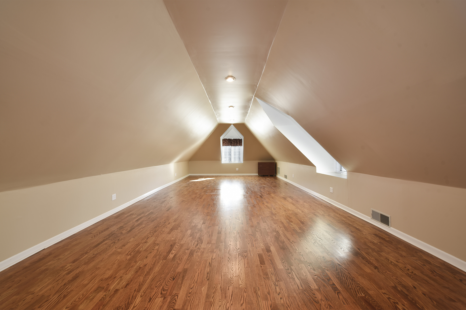 1620 Pheasant Trail, Inverness, IL 60067