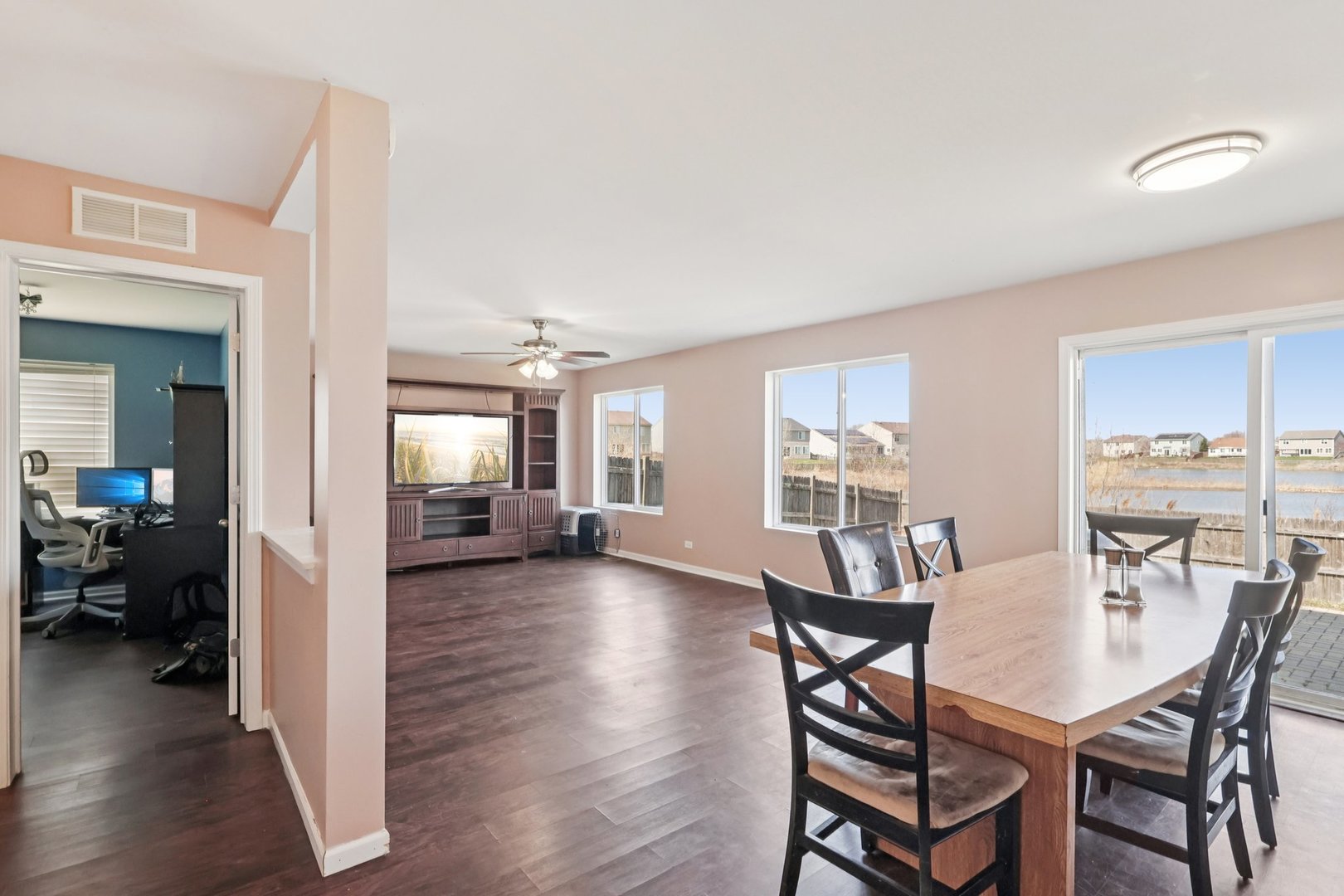 984 Richard Brown Boulevard, Volo, IL 60073