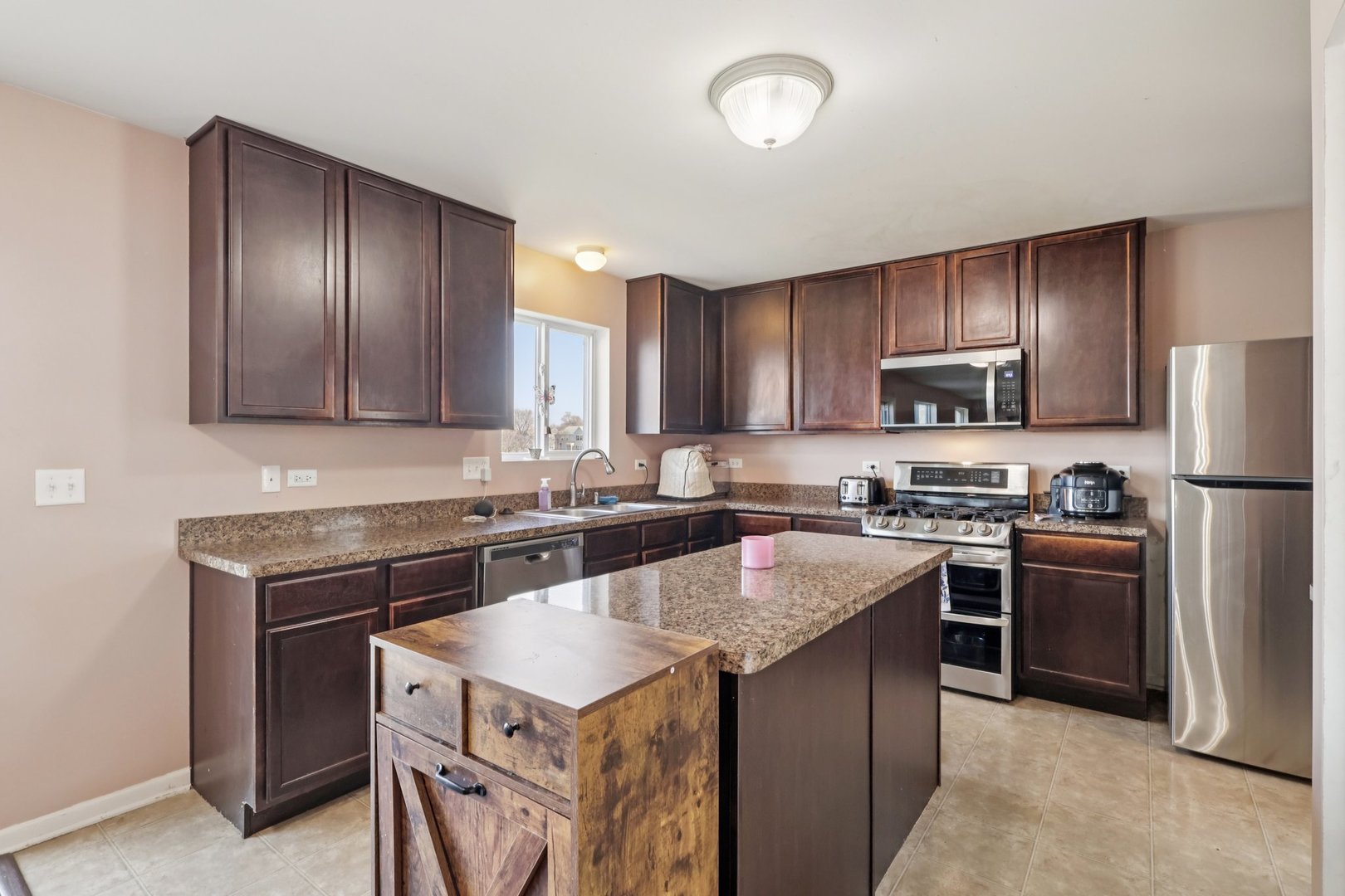 984 Richard Brown Boulevard, Volo, IL 60073