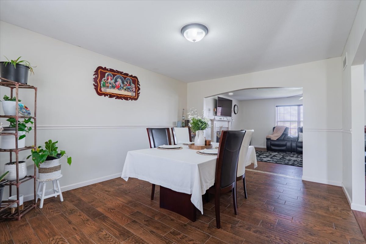 2511 Grey Fox Trail, Bloomington, IL 61705