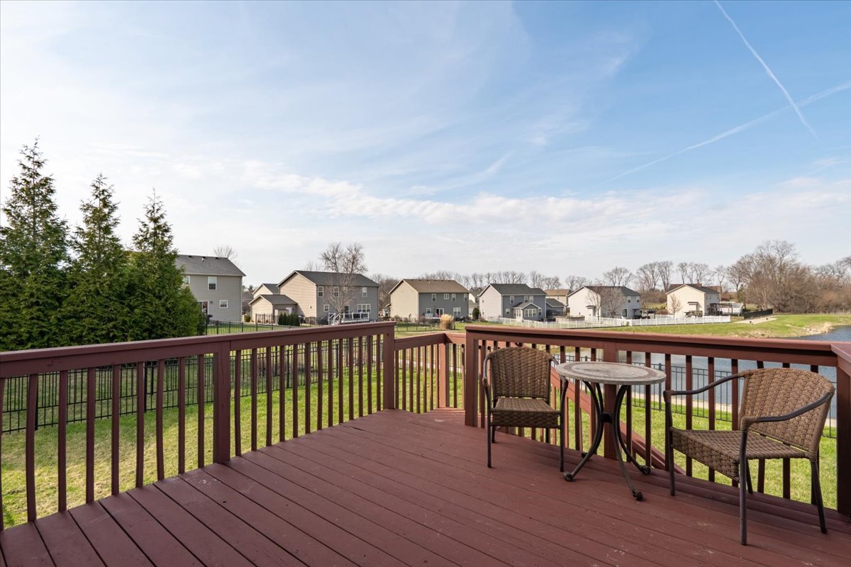 2511 Grey Fox Trail, Bloomington, IL 61705