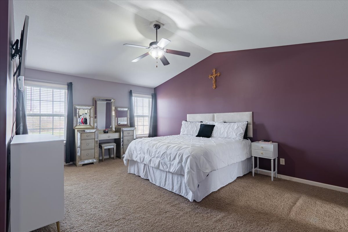 2511 Grey Fox Trail, Bloomington, IL 61705