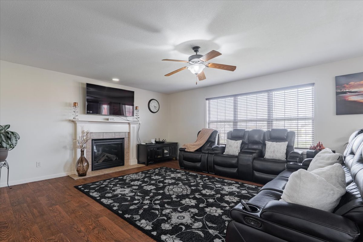 2511 Grey Fox Trail, Bloomington, IL 61705