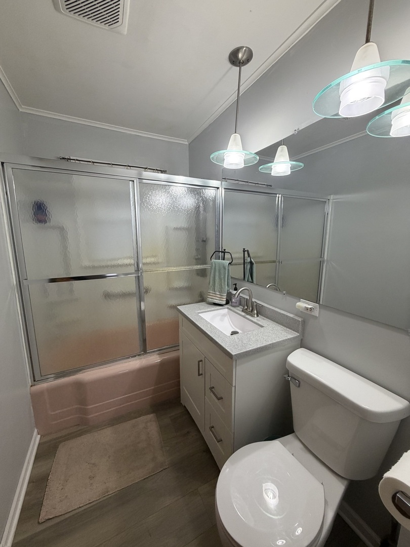 23940 N Lakeside Drive, Lake Zurich, IL 60047