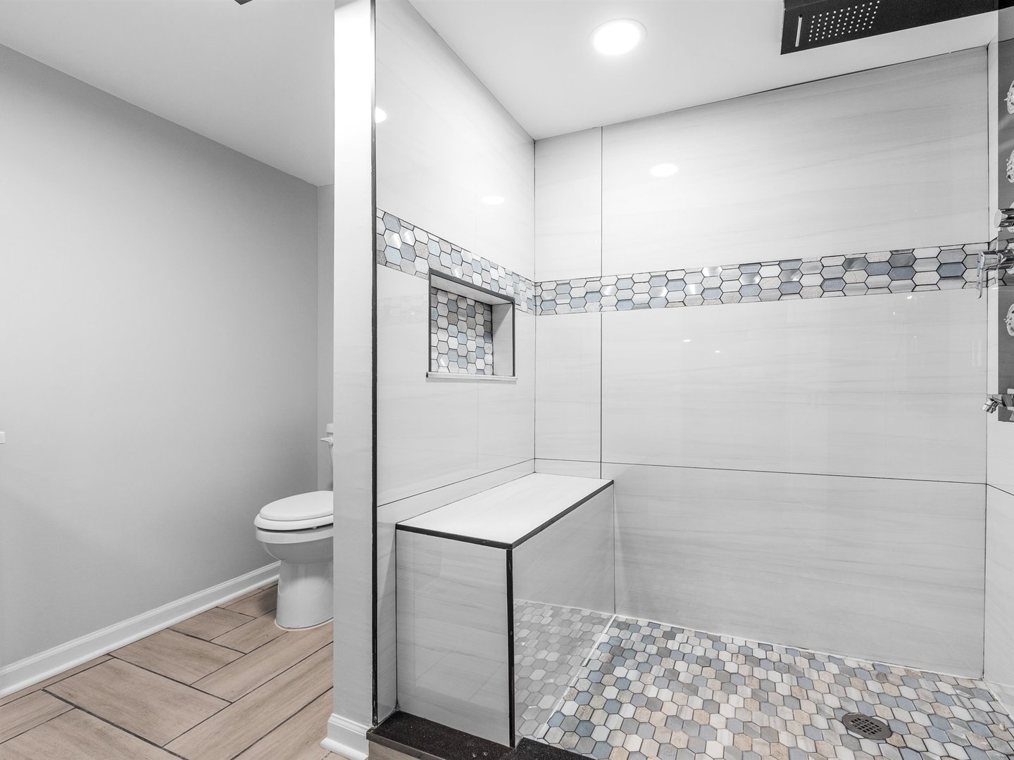 319 156th Place, Calumet City, IL 60409