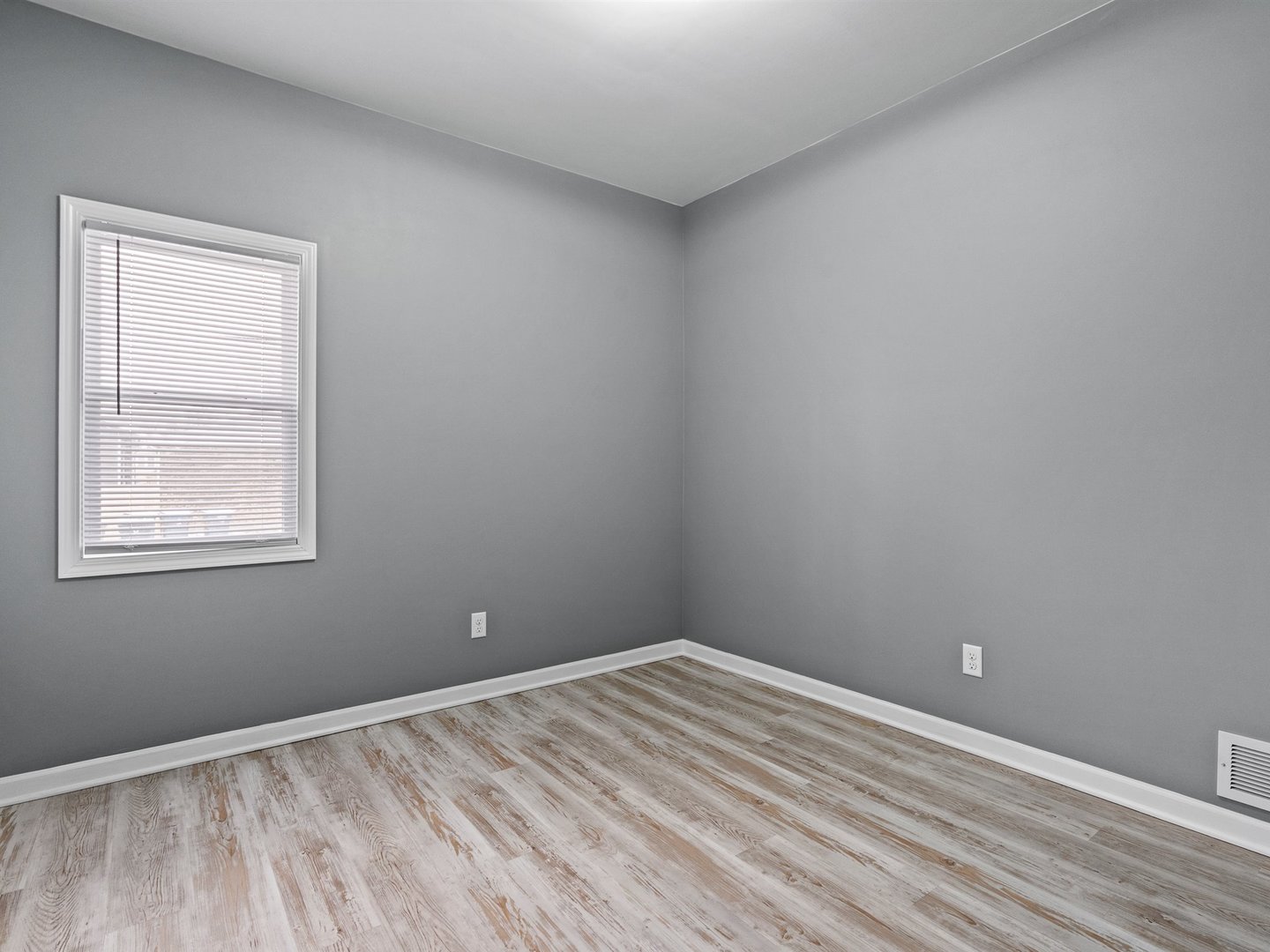 319 156th Place, Calumet City, IL 60409