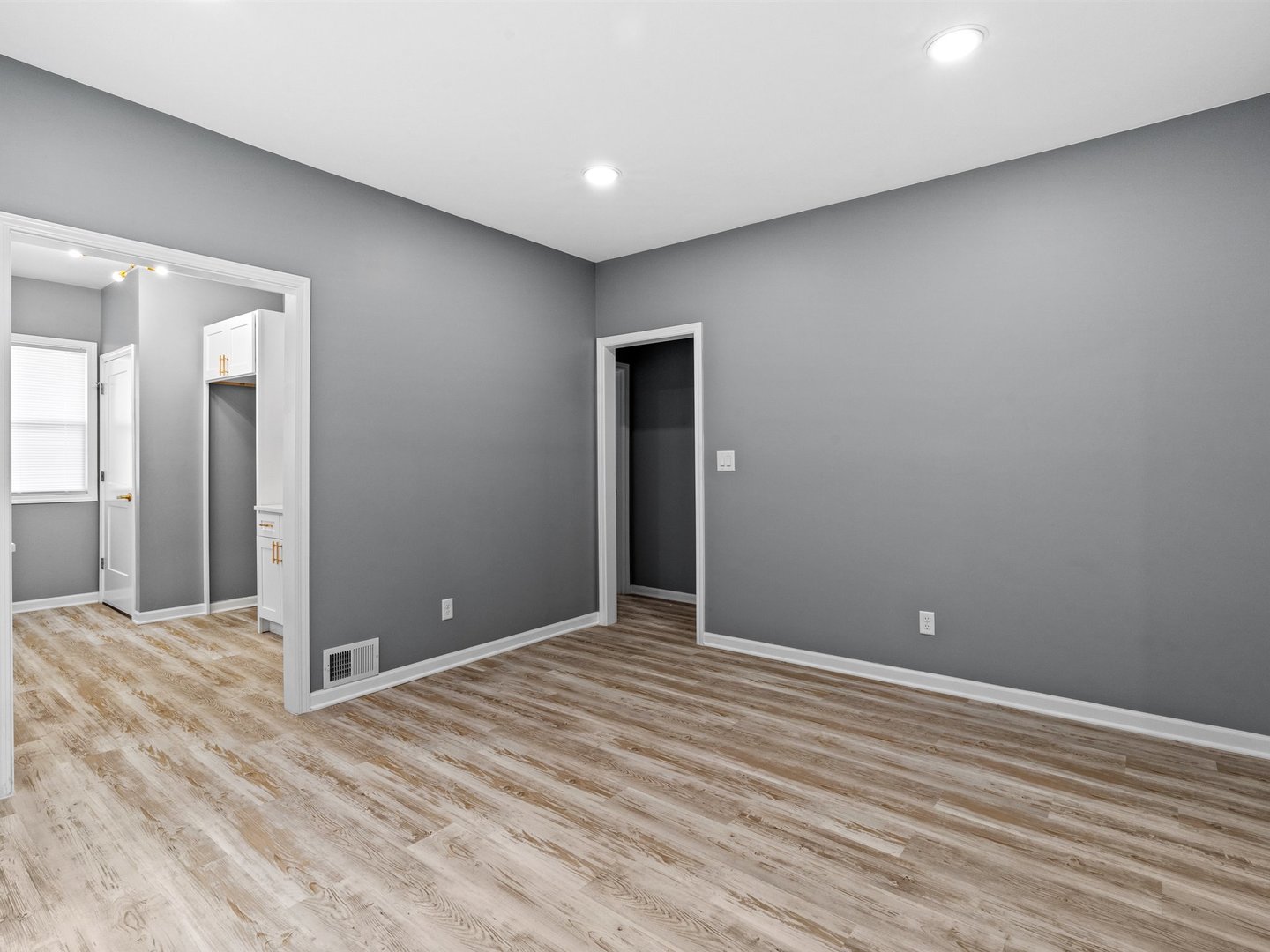 319 156th Place, Calumet City, IL 60409