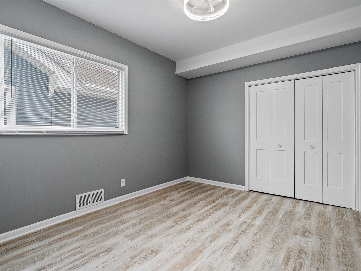 319 156th Place, Calumet City, IL 60409