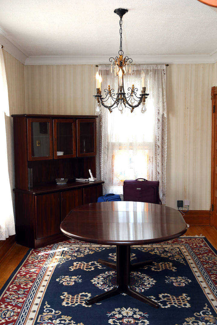 4644 N Kennicott Avenue, Chicago, IL 60630