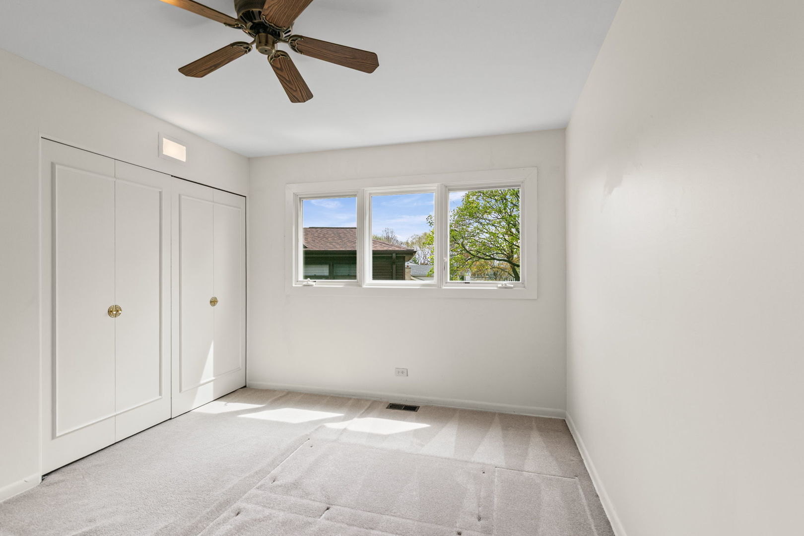 Arlington Heights, IL 60004