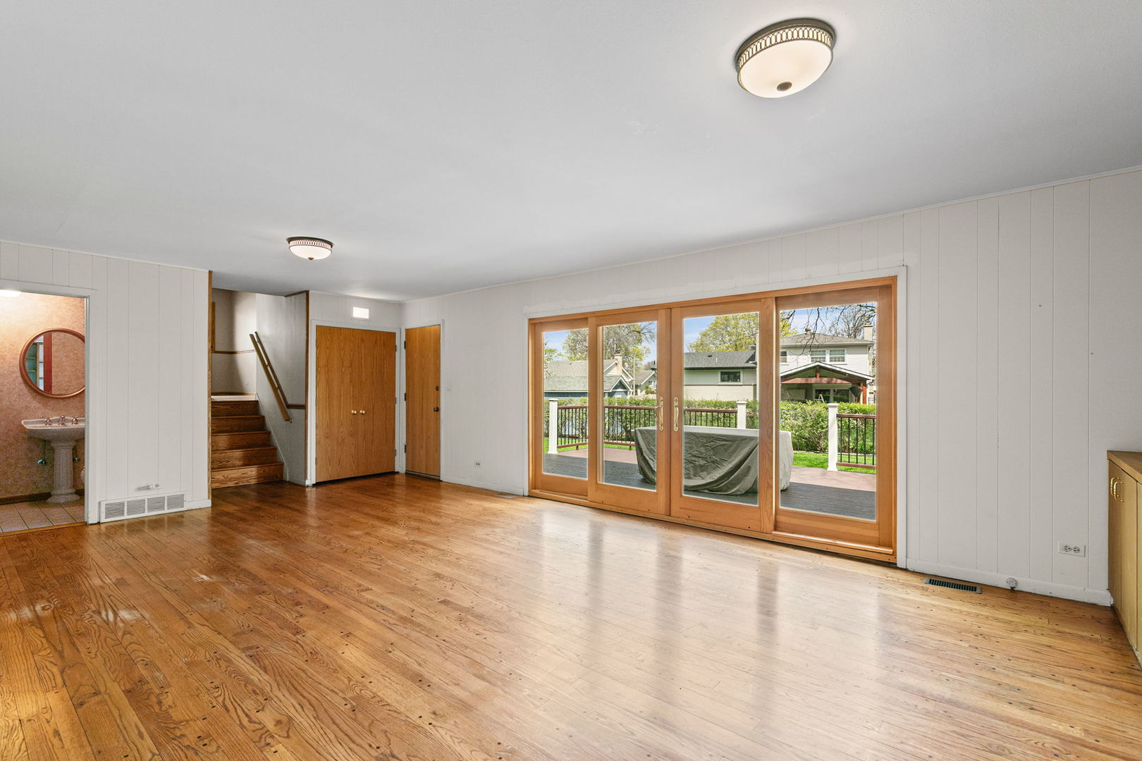 Arlington Heights, IL 60004