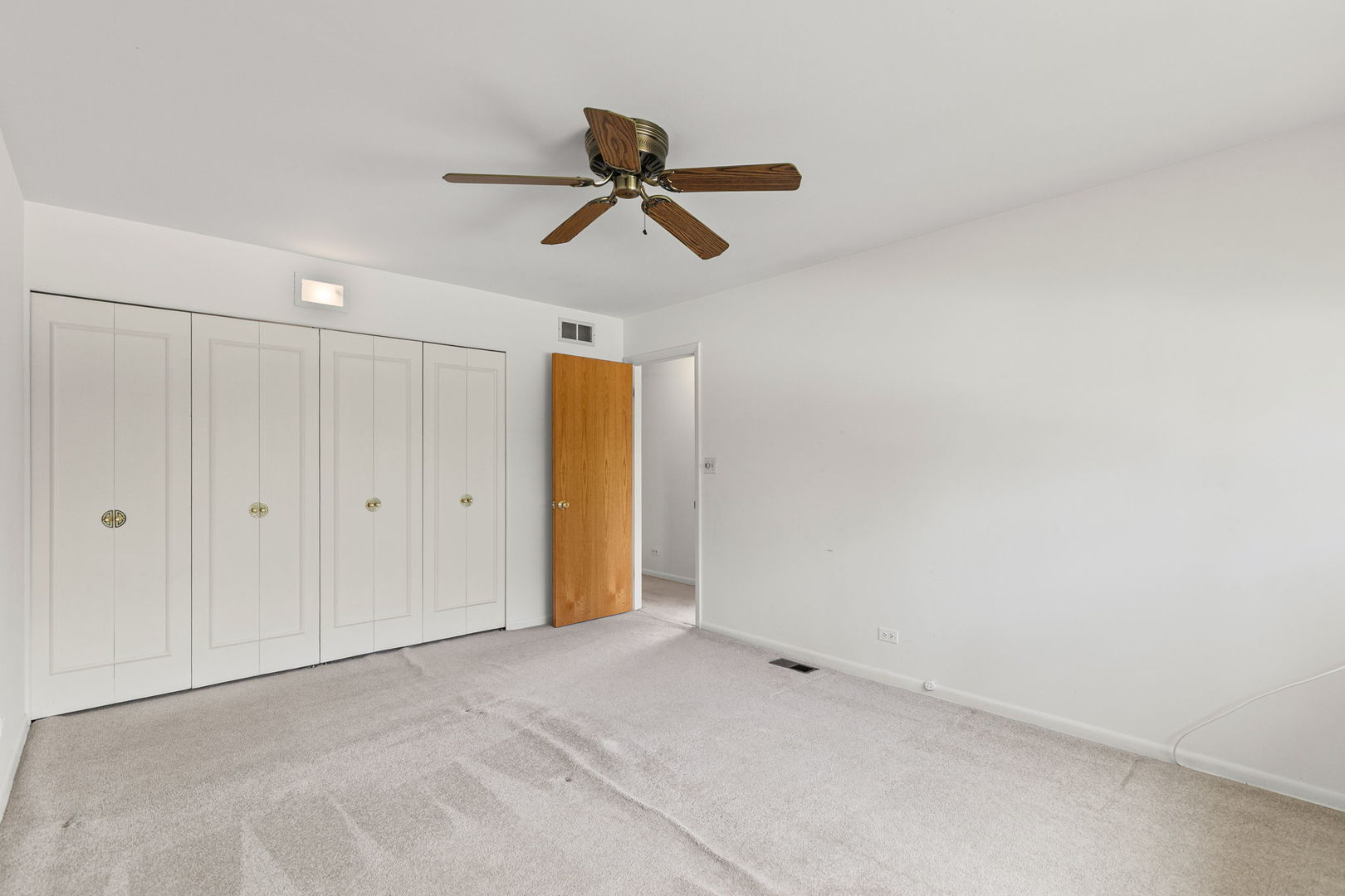 Arlington Heights, IL 60004