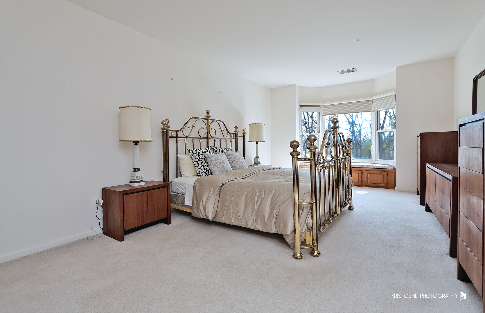 20 Trafalgar Square #304, Lincolnshire, IL 60069