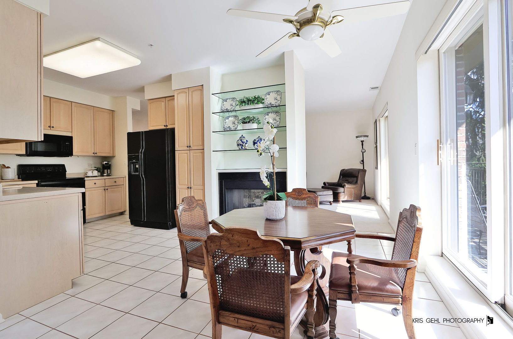 20 Trafalgar Square #304, Lincolnshire, IL 60069