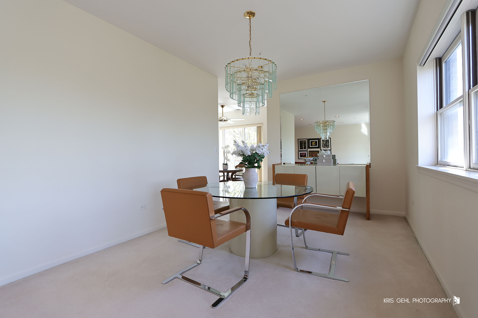 20 Trafalgar Square #304, Lincolnshire, IL 60069