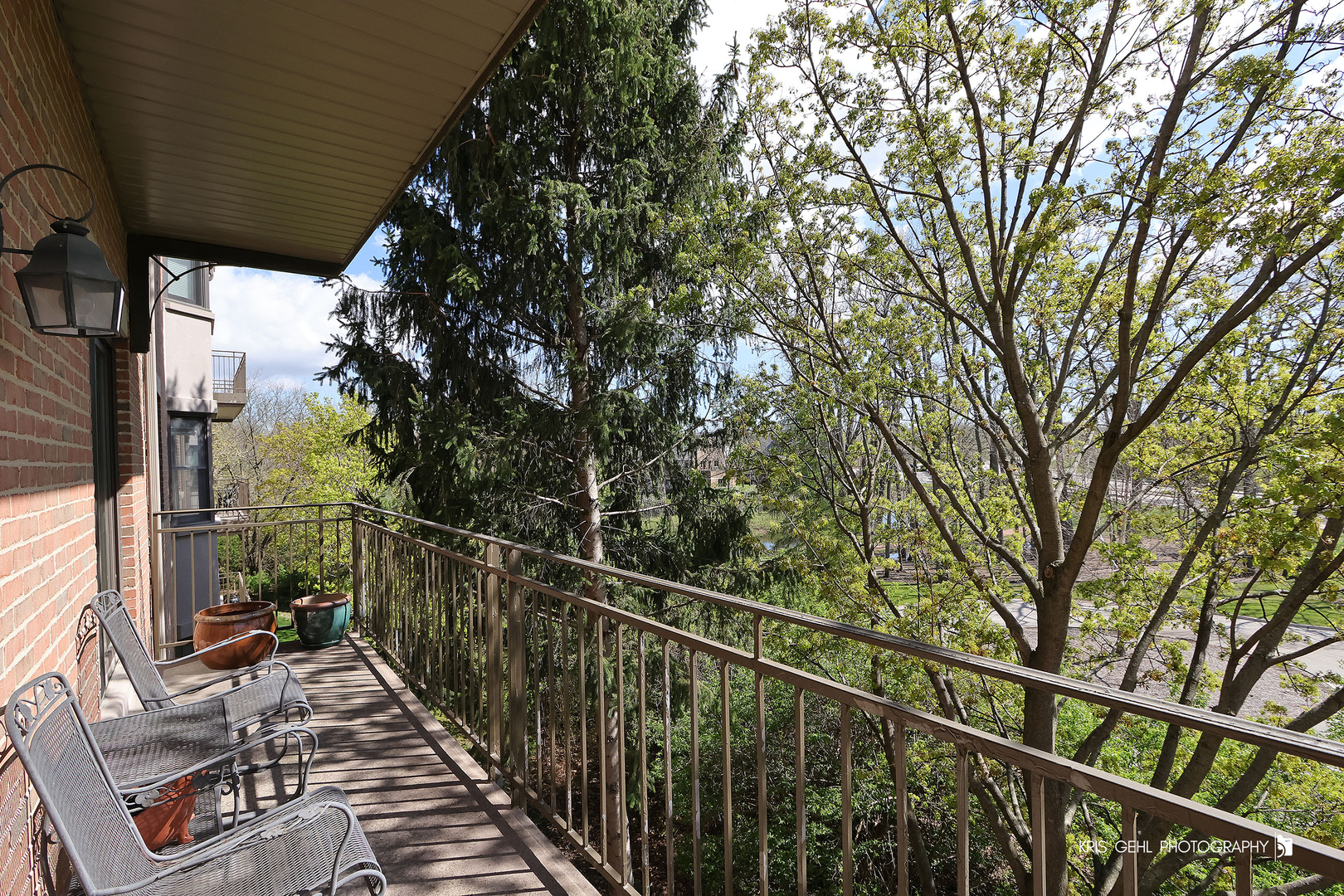 20 Trafalgar Square #304, Lincolnshire, IL 60069