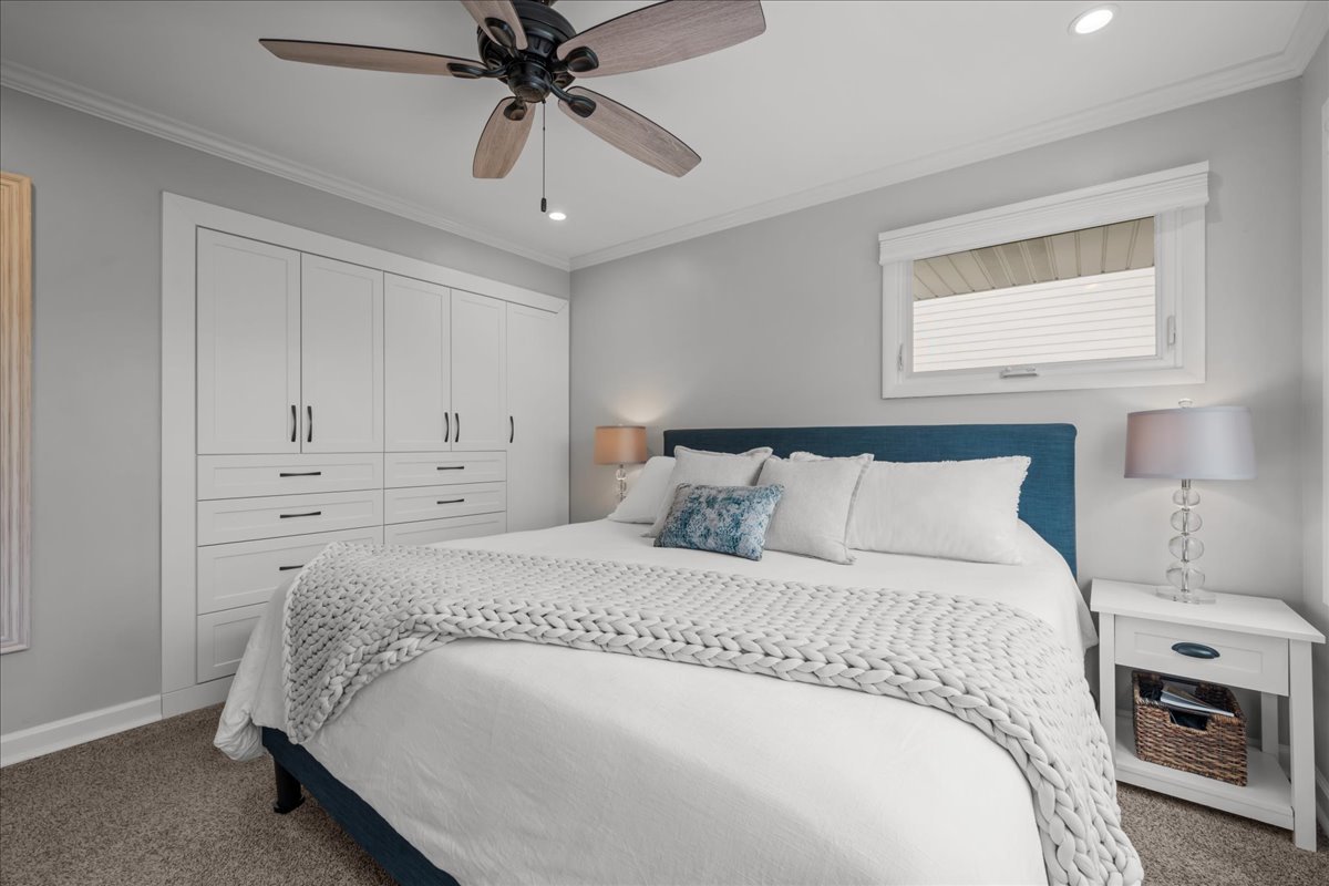 1033 Royal Saint George Drive, Naperville, IL 60563
