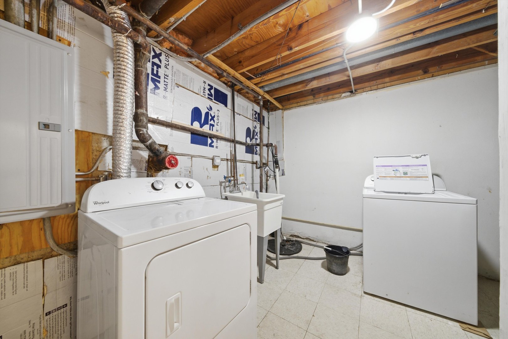 2064 LIONCREST Drive #2064, Richton Park, IL 60471