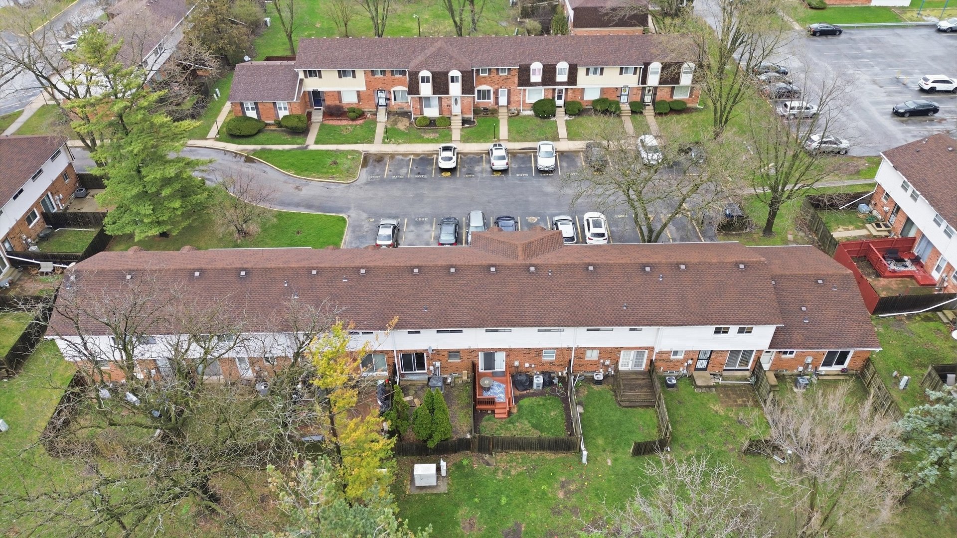 2064 LIONCREST Drive #2064, Richton Park, IL 60471