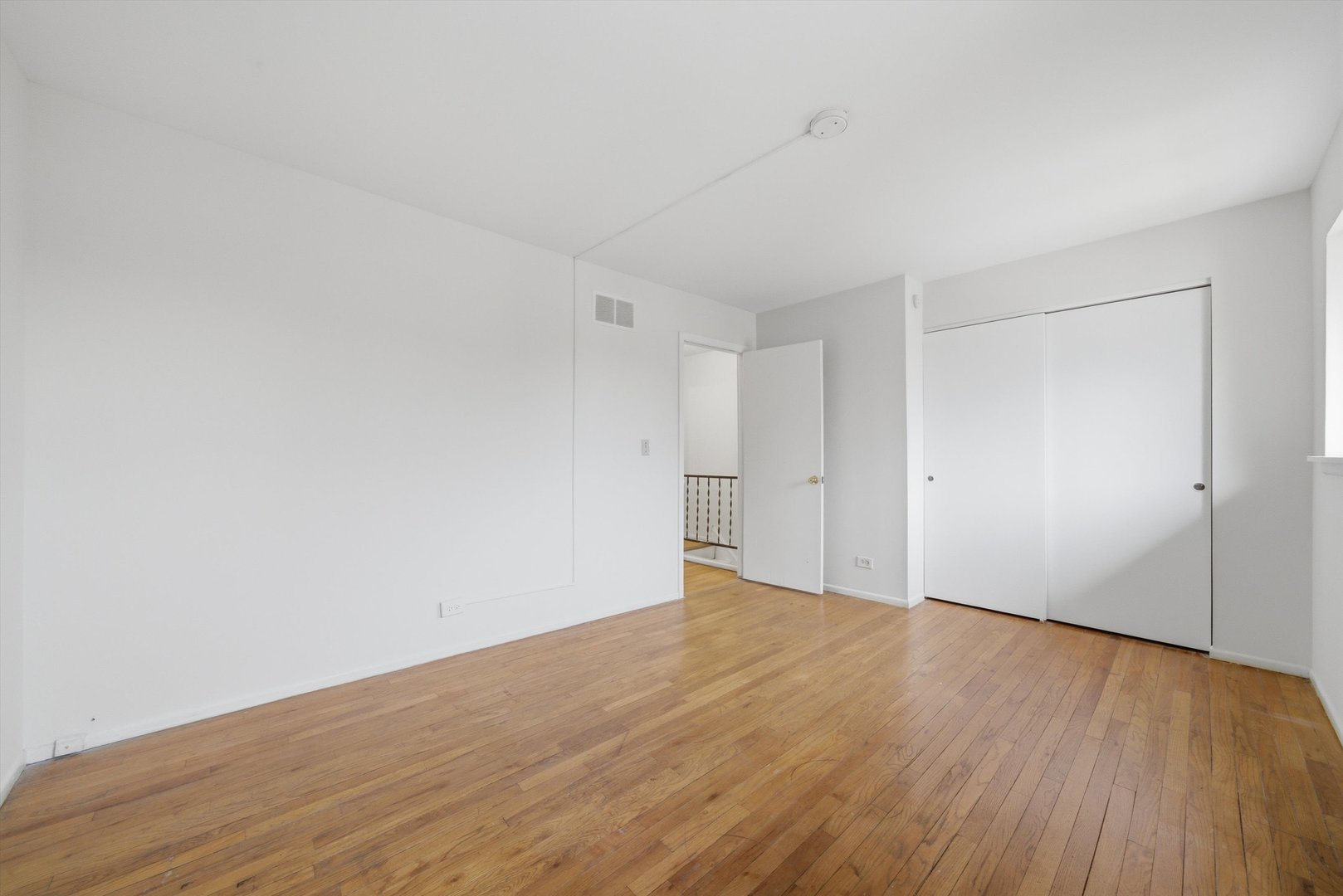 2064 LIONCREST Drive #2064, Richton Park, IL 60471