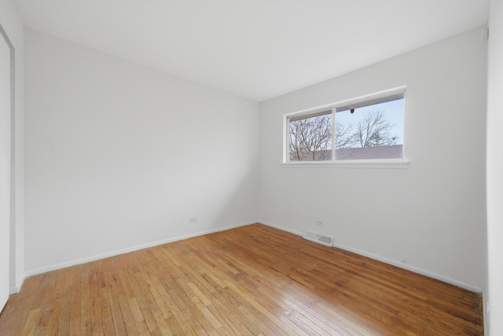 2064 LIONCREST Drive #2064, Richton Park, IL 60471