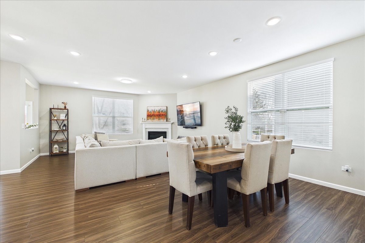 21899 N Brandy Street, Kildeer, IL 60047