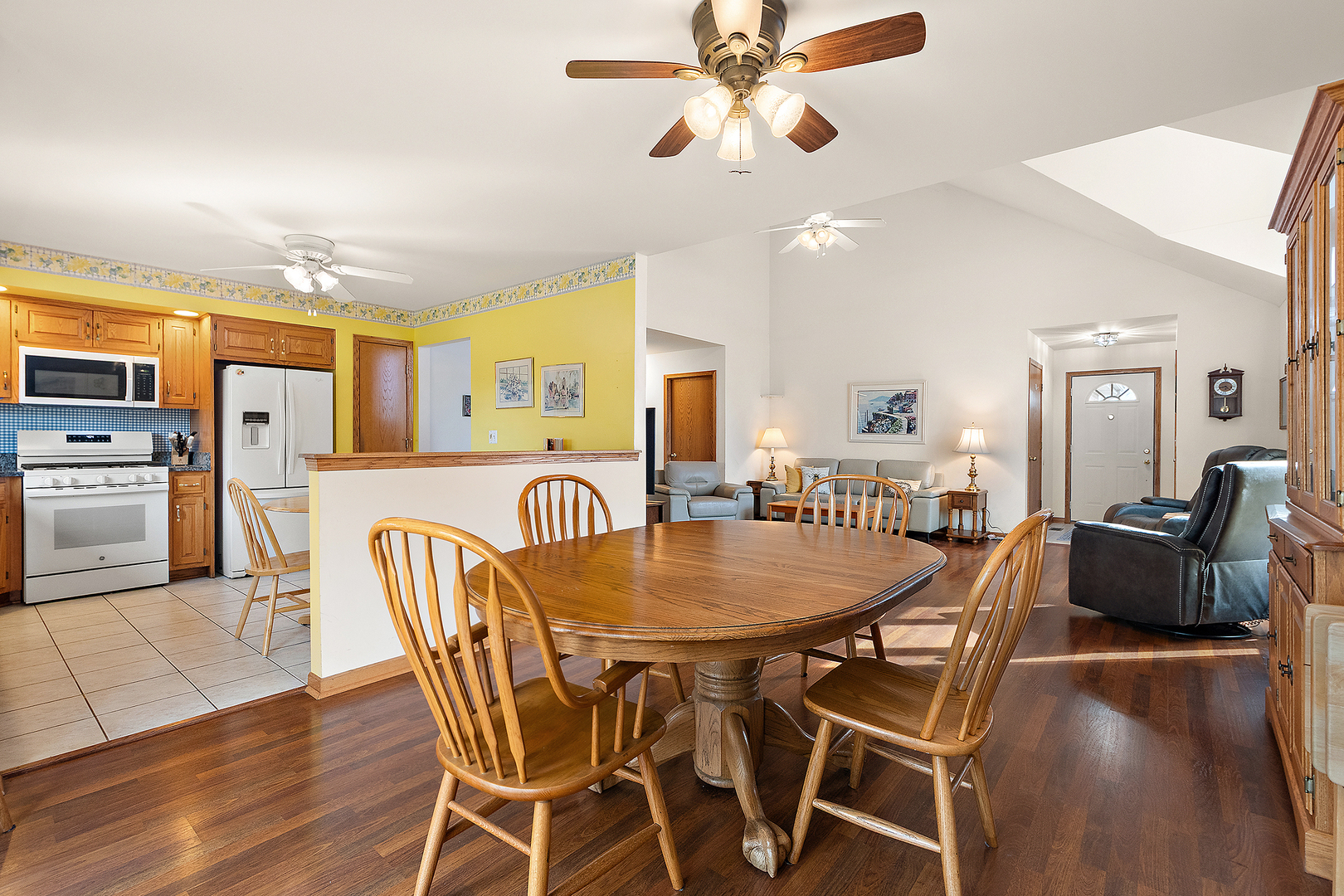 8966 Jeanie Lane, Frankfort, IL 60423