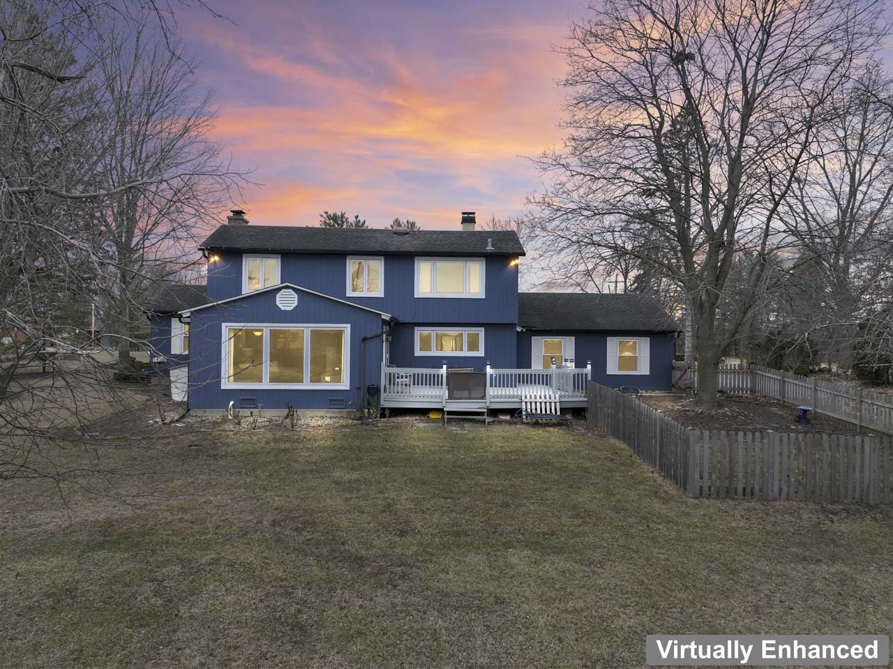 27052 W Lakeview Drive, Lake Barrington, IL 60084