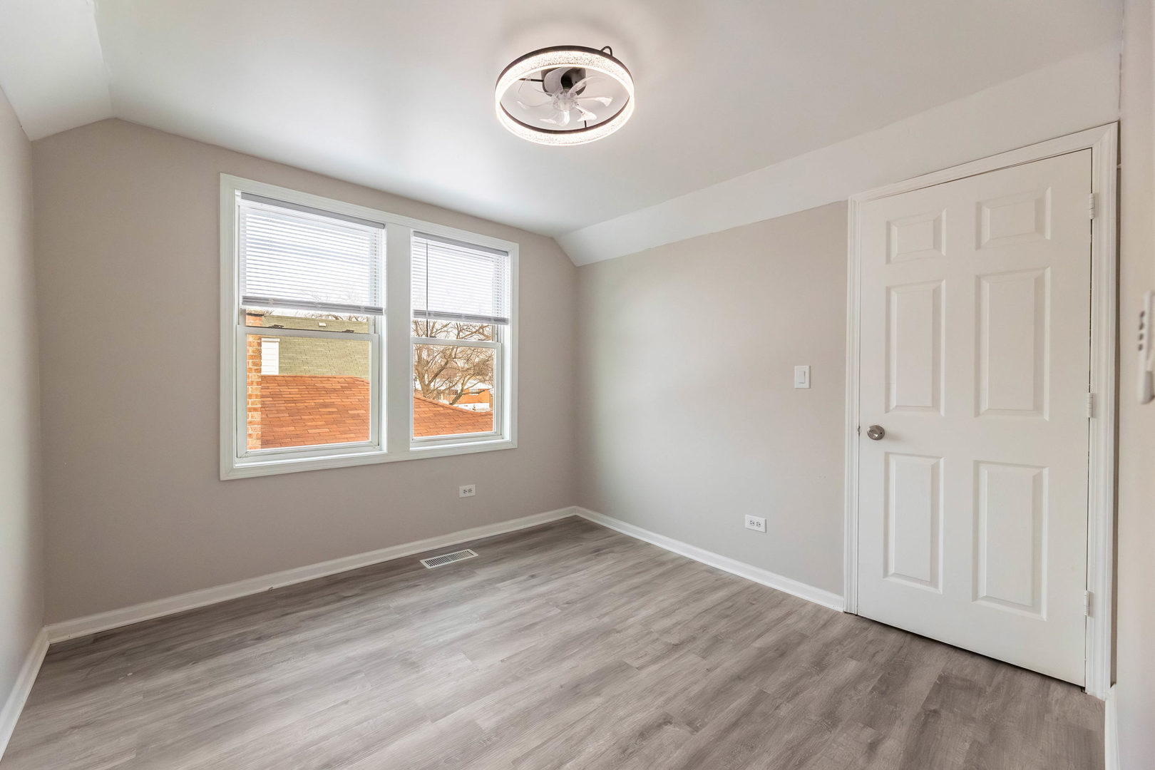 12420 S Emerald Avenue, Chicago, IL 60628