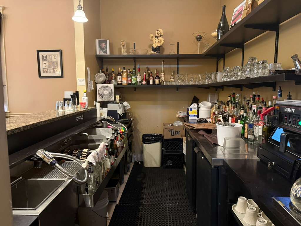 740 N Wolf Road, Des Plaines, IL 60016