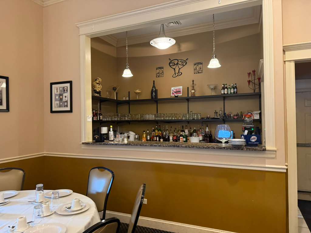 740 N Wolf Road, Des Plaines, IL 60016