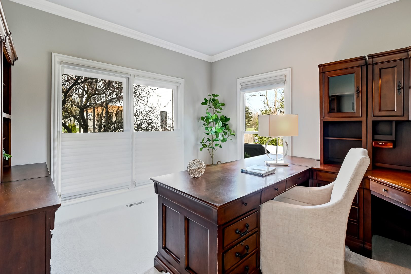 708 Fairfield Court, Westmont, IL 60559