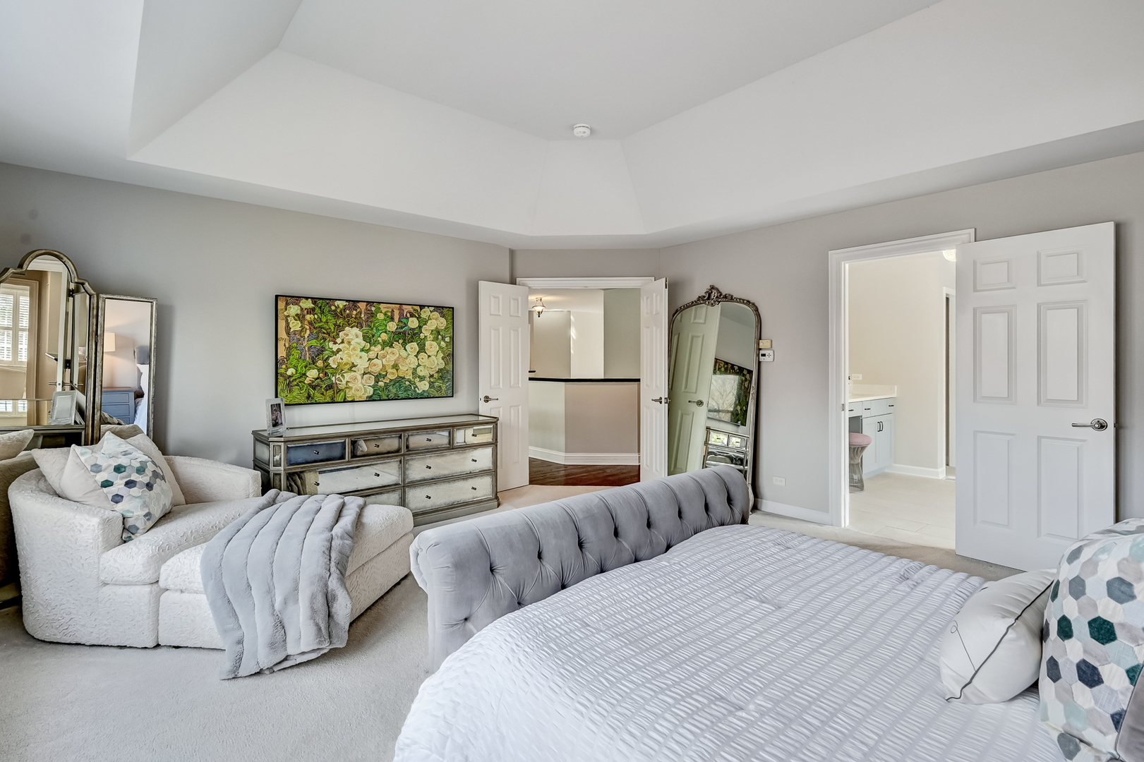 708 Fairfield Court, Westmont, IL 60559