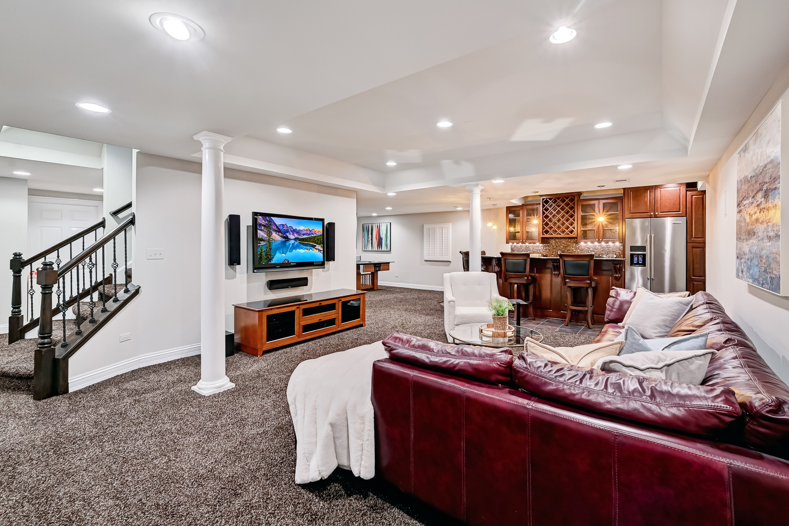 708 Fairfield Court, Westmont, IL 60559