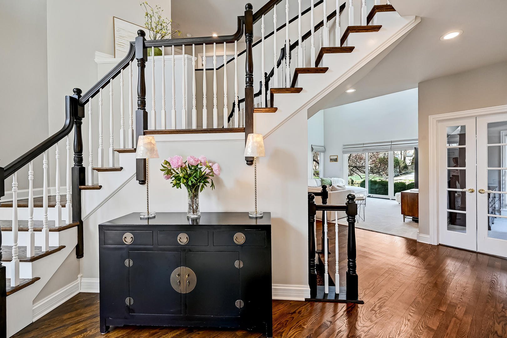 708 Fairfield Court, Westmont, IL 60559