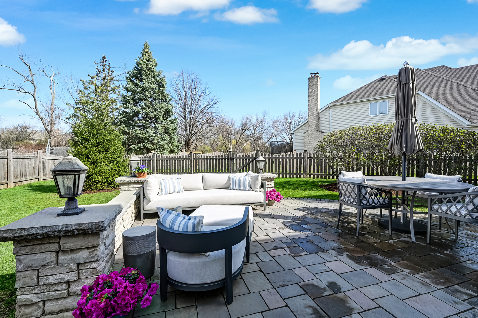 708 Fairfield Court, Westmont, IL 60559