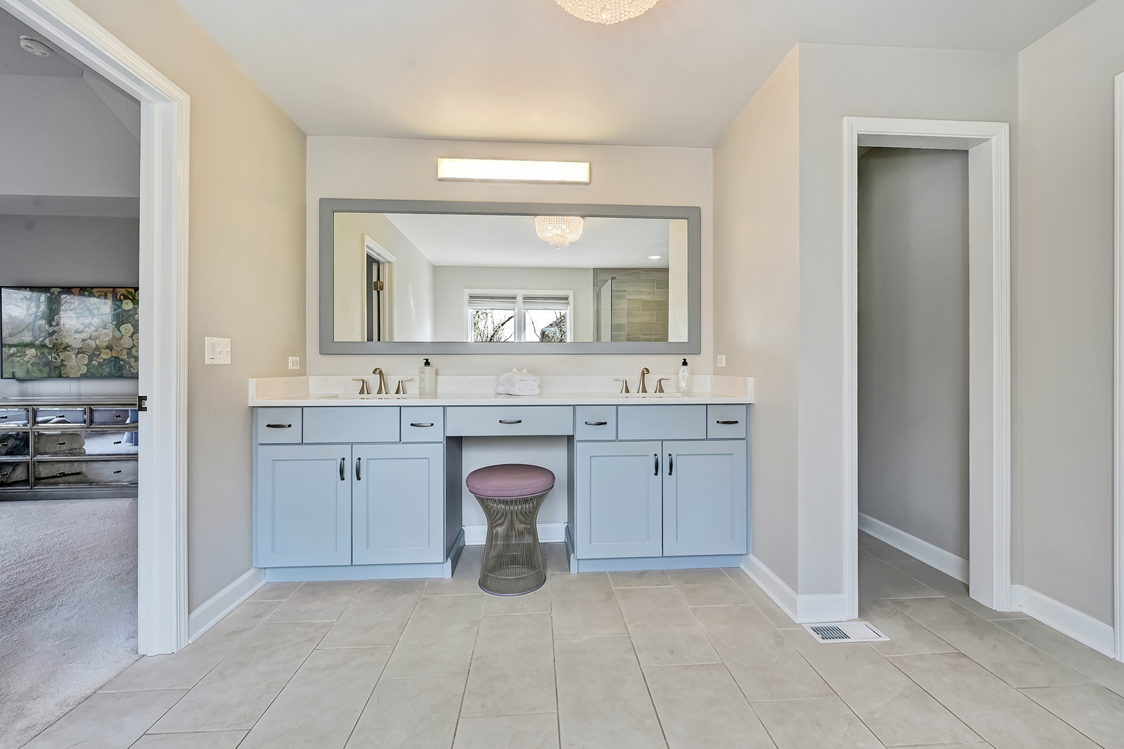 708 Fairfield Court, Westmont, IL 60559