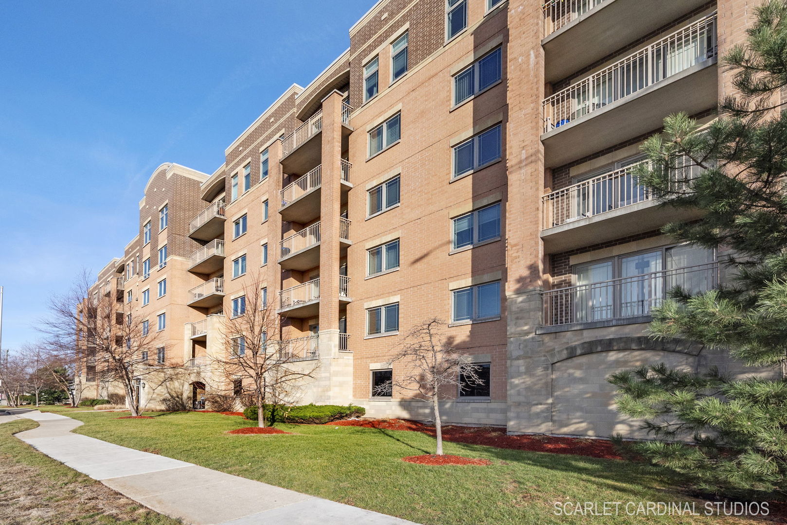 77 N Wolf Road #601, Northlake, IL 60164