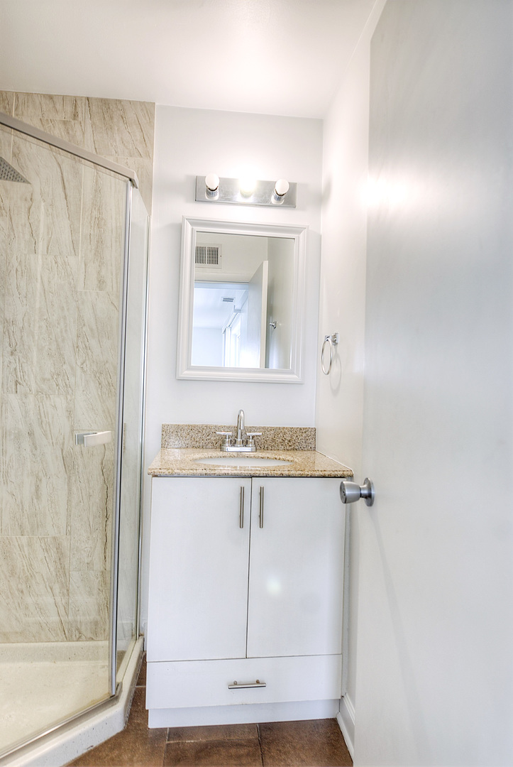 6101 W 94th Street #C7, Oak Lawn, IL 60453