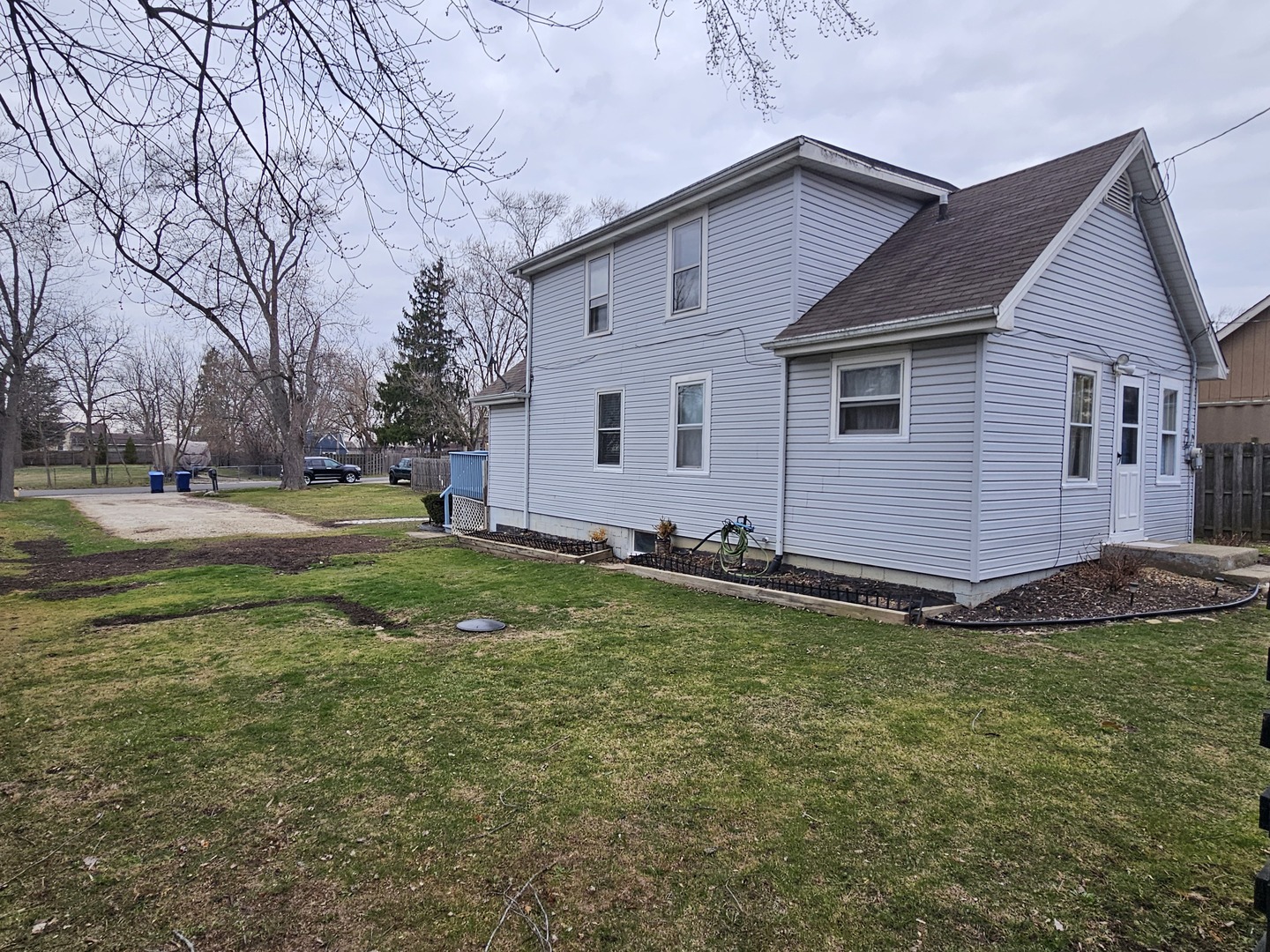 39101 N Walnut Street, Lake Villa, IL 60046