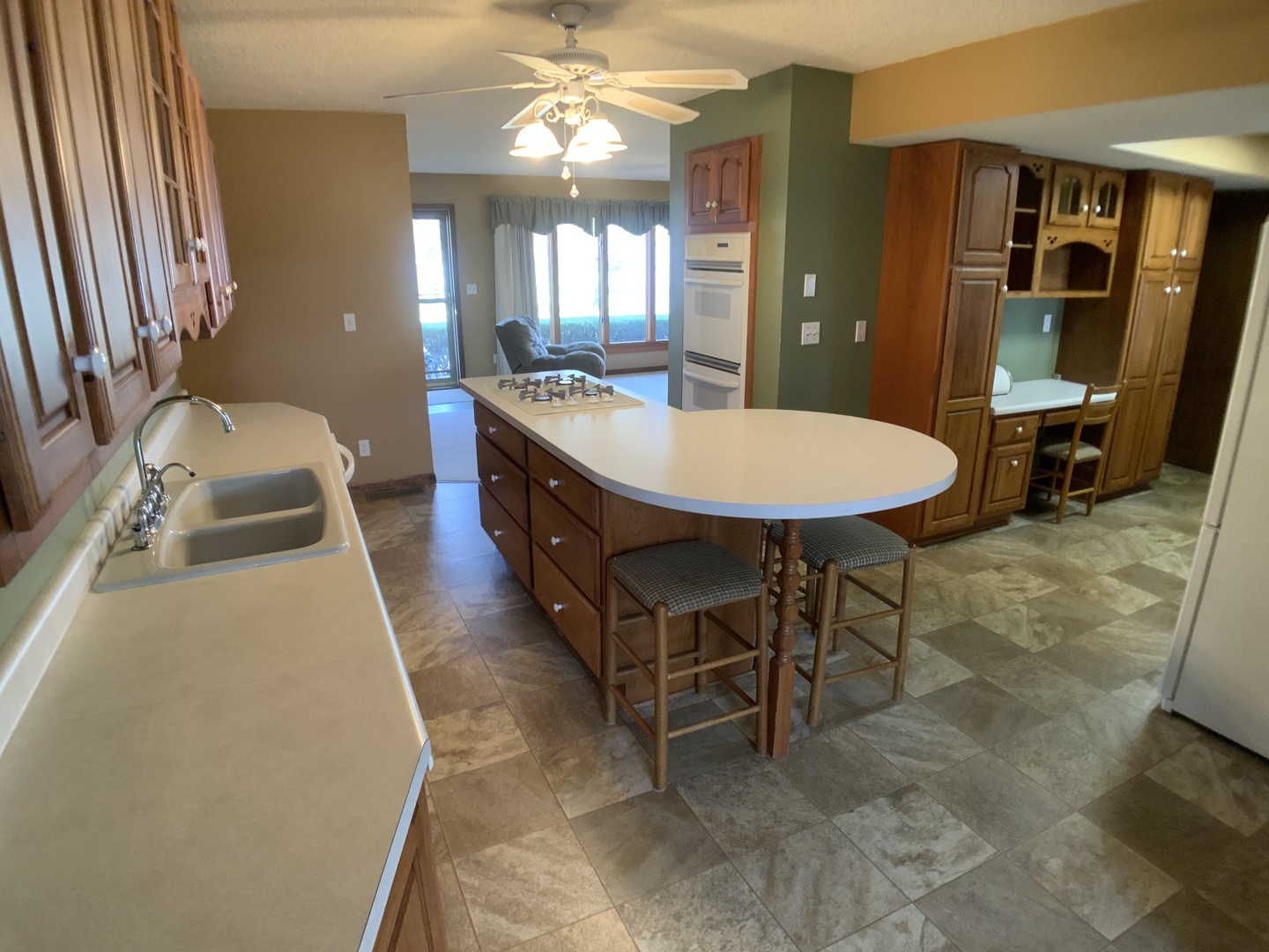 12628 Willow Lane, Genoa, IL 60135