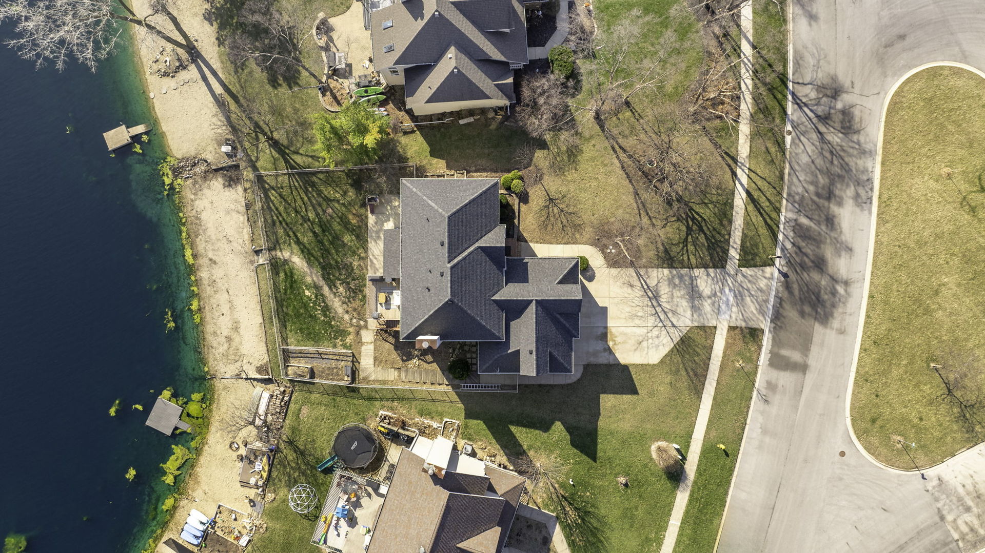 208 Santos Avenue, Minooka, IL 60447