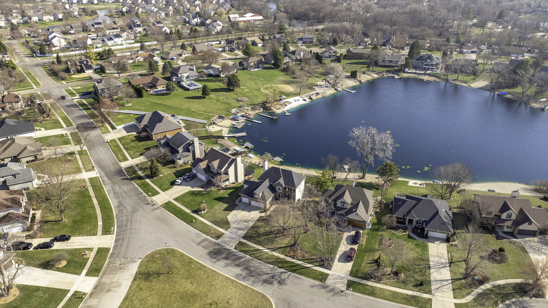 208 Santos Avenue, Minooka, IL 60447