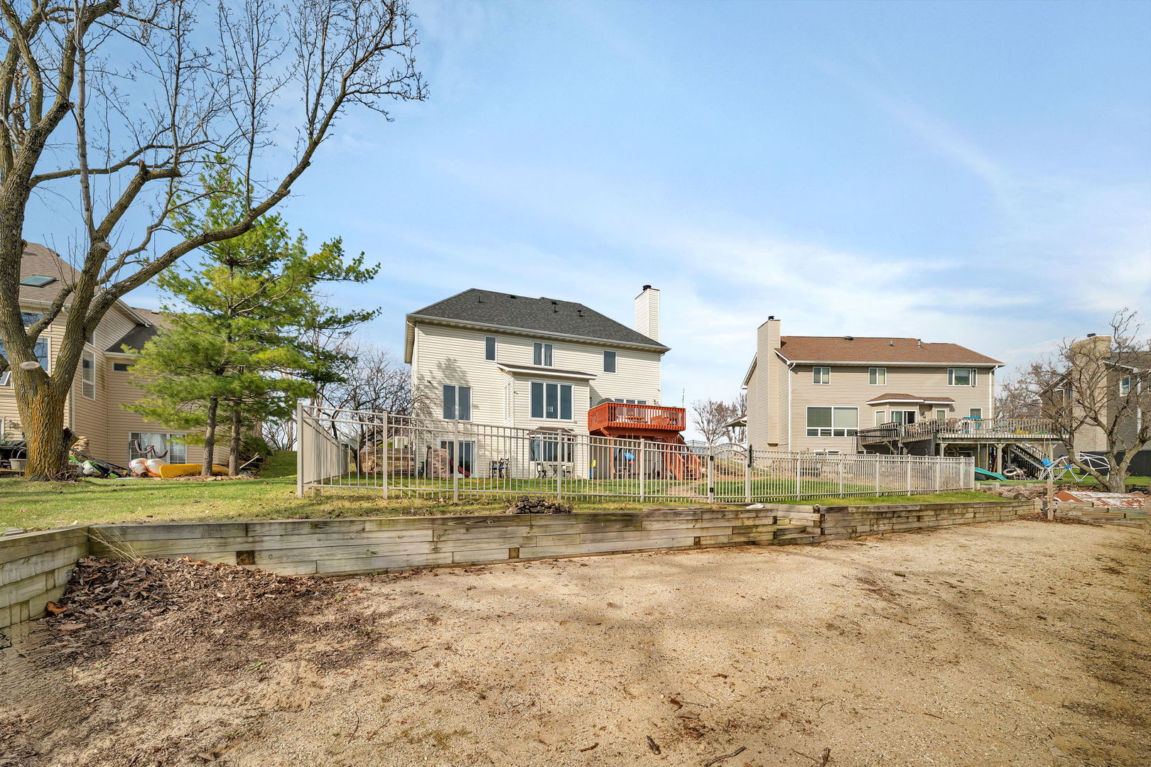 208 Santos Avenue, Minooka, IL 60447