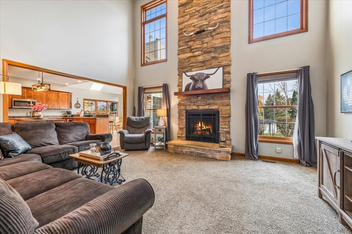 12556 Woodview Street, Plano, IL 60545